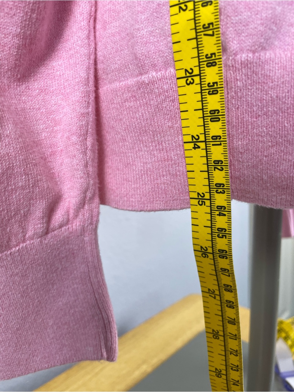 J. Crew Pink V-Neck Collar 100% Cotton Sweater Size Medium - Picture 5 of 8